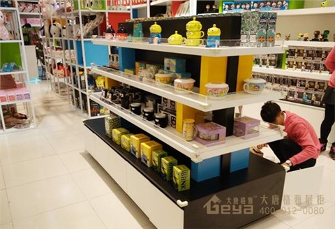 烤漆展柜-南京金鹰POP MART