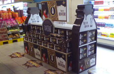 伊利味可滋牛奶超市展架-大唐格雅助你提升品牌形象