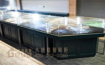 优良的珠宝展柜要创意品质兼得-南京大唐格雅展柜工厂