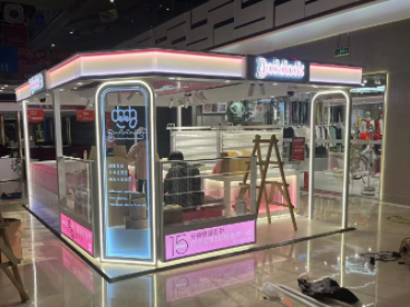 不锈钢用来做展柜的优点是什么？